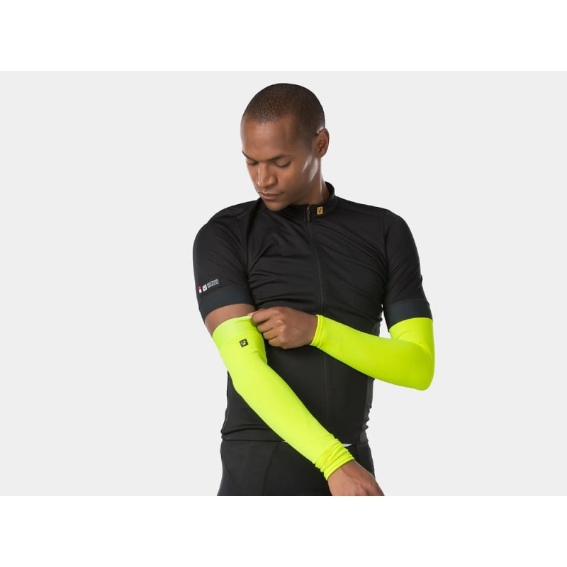 termiczne-ocieplacze-rowerowe-na-ramiona-bontrager-2.jpg