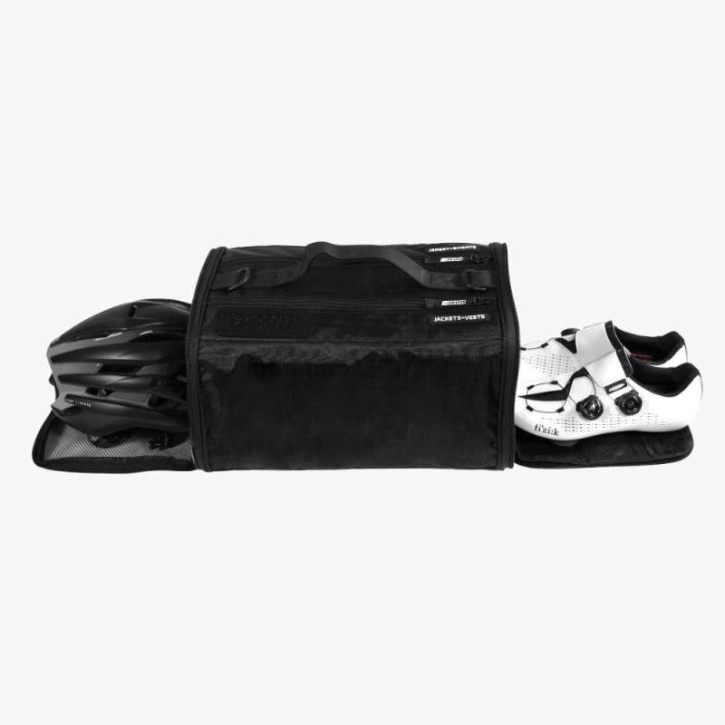torba-scicon-essentials-cycling-kit-race-day-rain-9.jpg