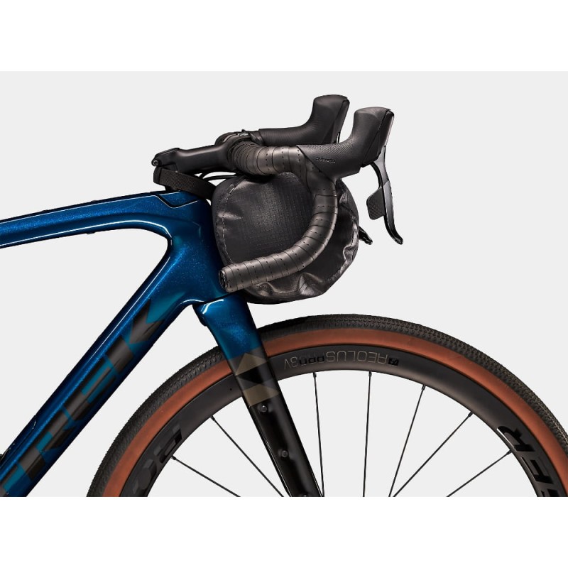 BontragerAdventureHandlebarBag_35559_A_Alt2.jpg