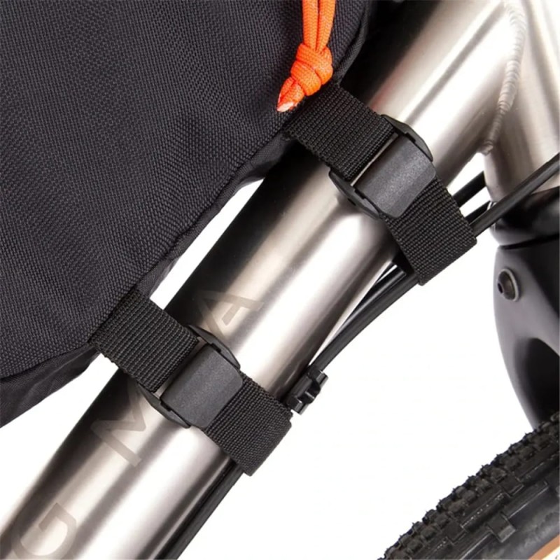 restrap-carry-everything-frame-bag-2-172776-f-sk6-w1550-h1080_8.jpg