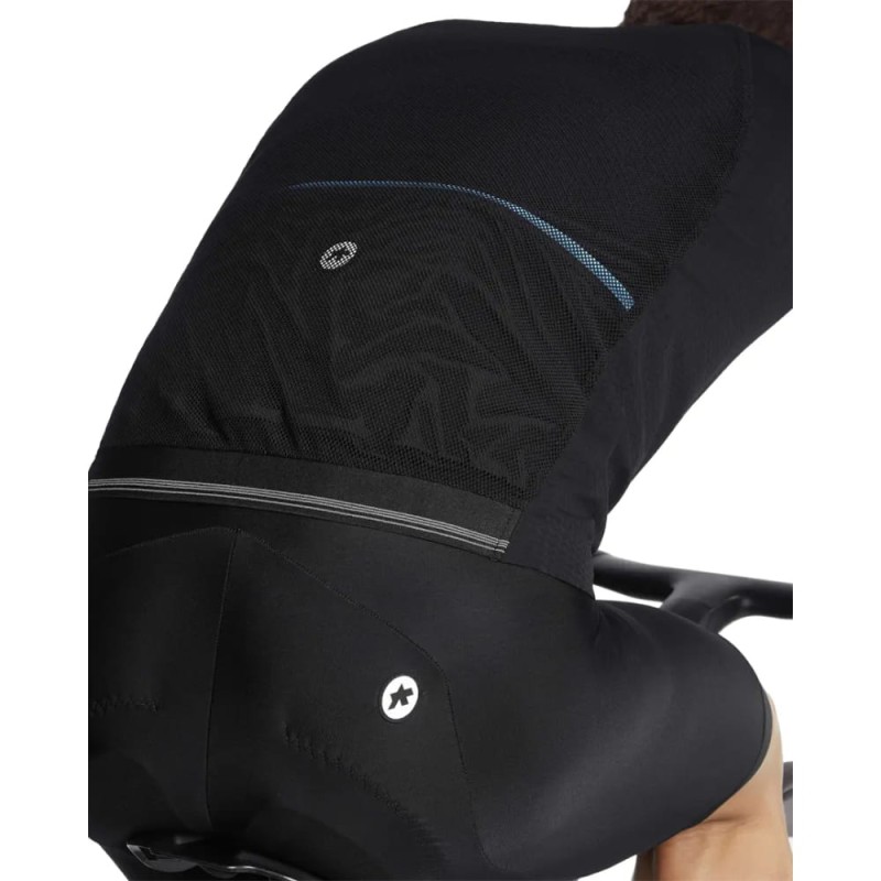 assos-mille-gts-spring-fall-vest-c2-2-183056-f-sk6-w1550-h1080_9.jpg