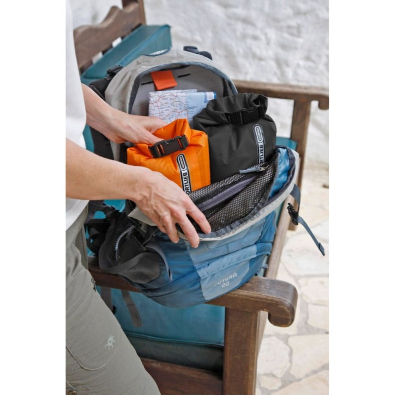 ortlieb-worek-dry-bag-ps10-light-green-7l (4).jpg