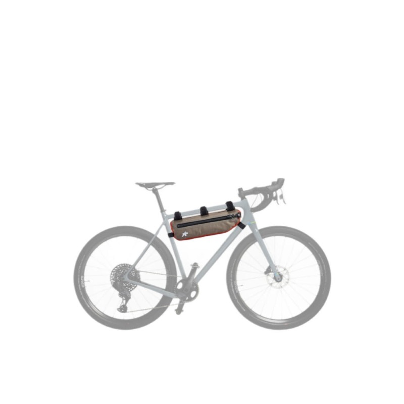 torba-na-rame-assos-x-ortlieb-framepack-toptube-dark-sand-rooibos-3l_7.jpg