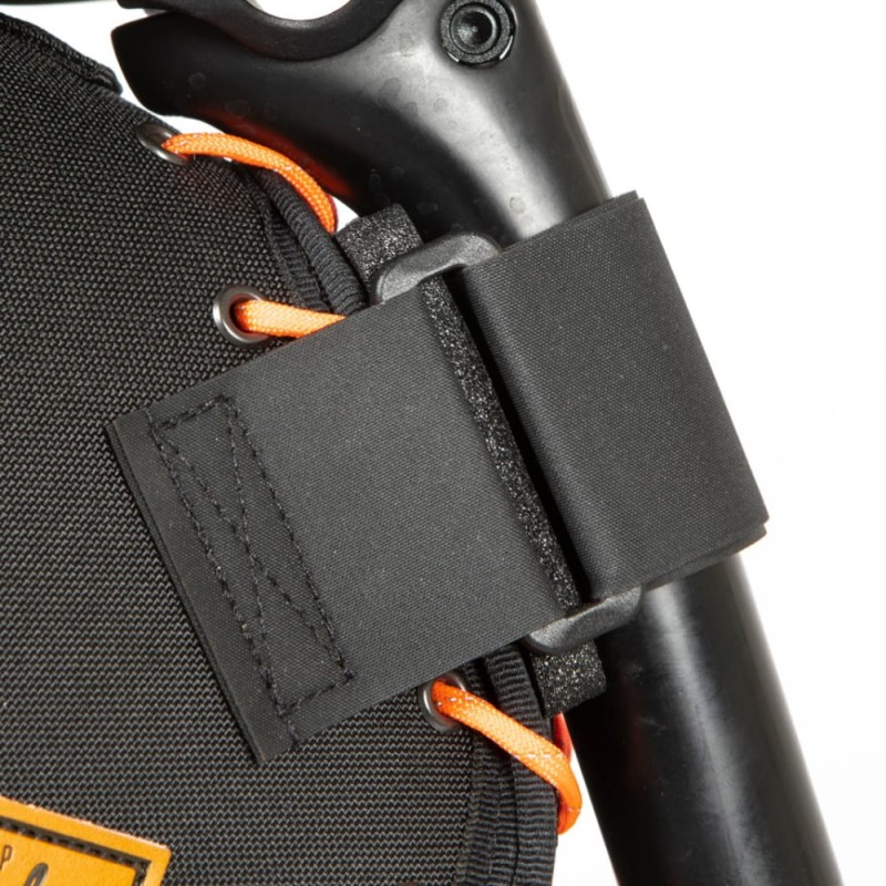 torba-podsiadłowa-restrap-saddle-bag-18l-pomaranczowy_6.jpg