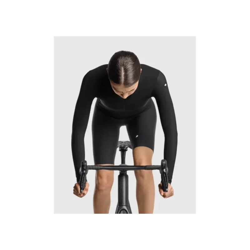 bluza-rowerowa-assos-dyora-r-spring-fall-s11-czarna-5.jpg