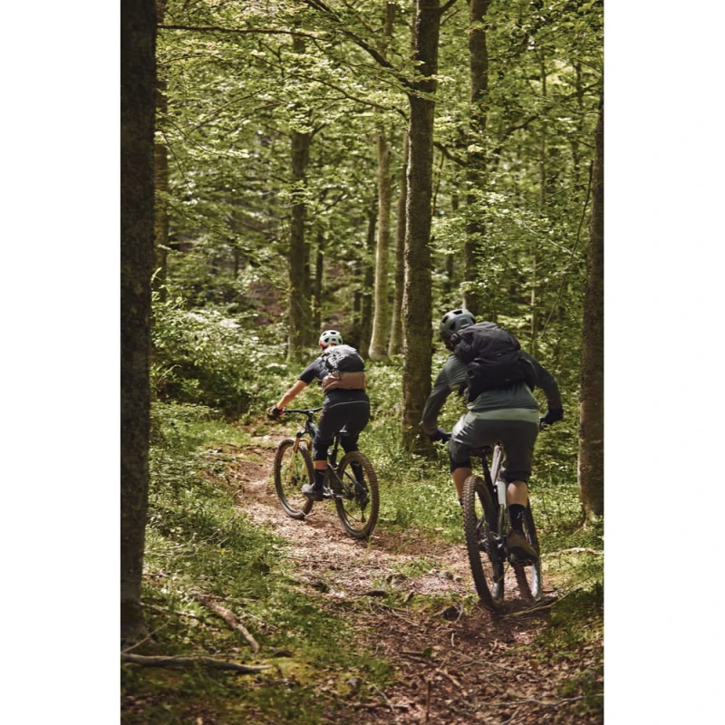 kask-rowerowy-abus-modrop-15.jpg