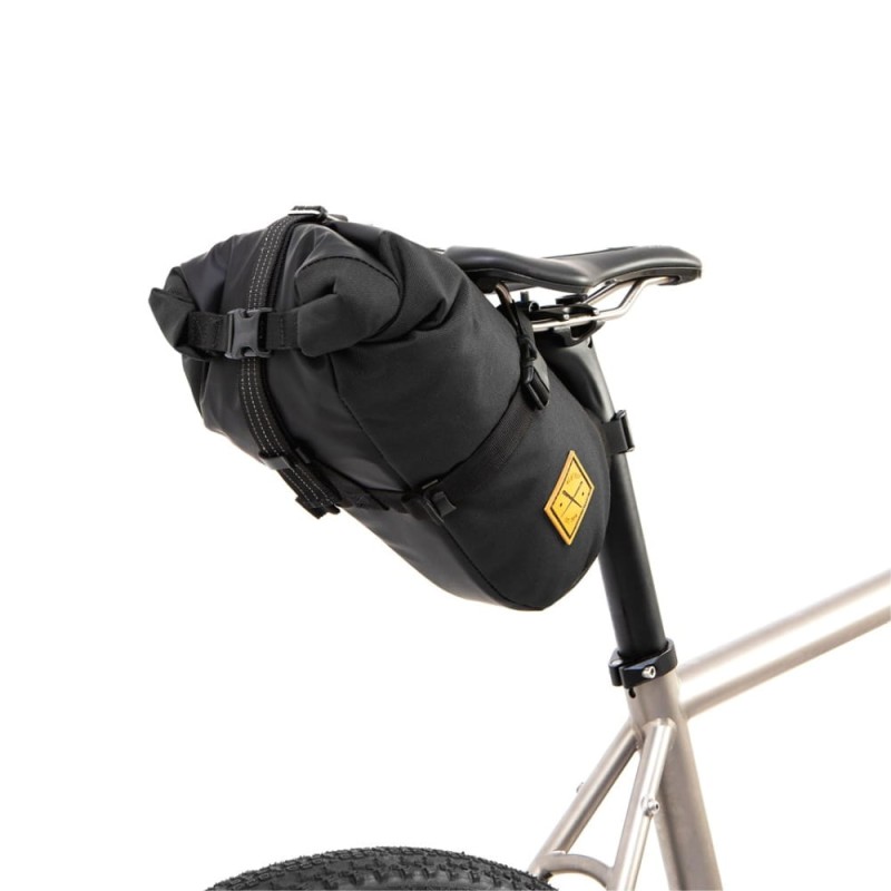 torba-podsiodlowa-restrap-saddle-pack-4.5l-czarna-3.jpg