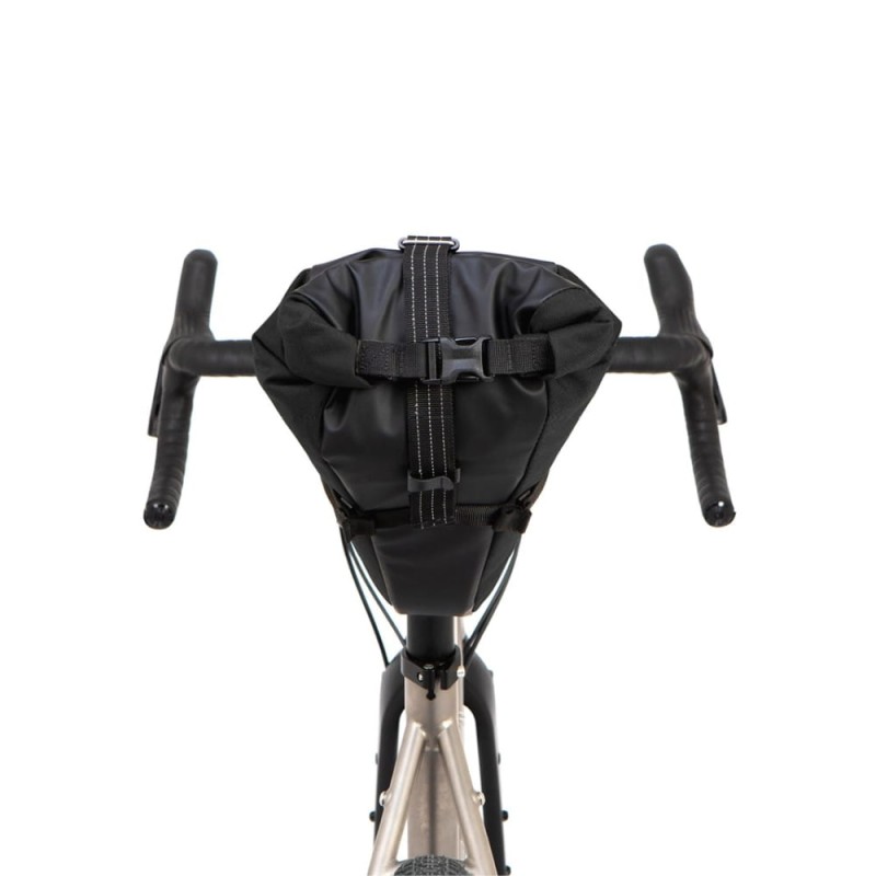 torba-podsiodlowa-restrap-saddle-pack-4.5l-czarna-5.jpg