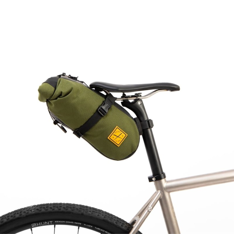 torba-podsiodlowa-restrap-saddle-pack-4.5l-oliwkowa-1.jpg
