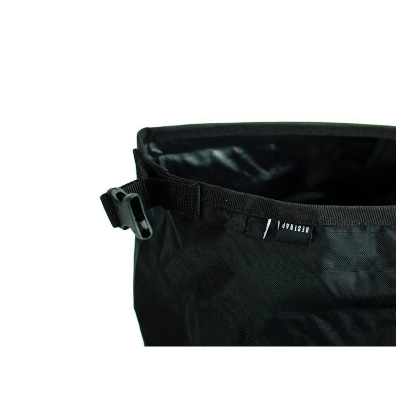 torba-restrap-dry-bag-8l-4.jpg