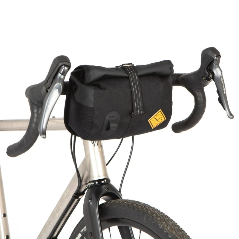 torba-na-kierownice-restrap-rolltop-canister-4l-2.jpg