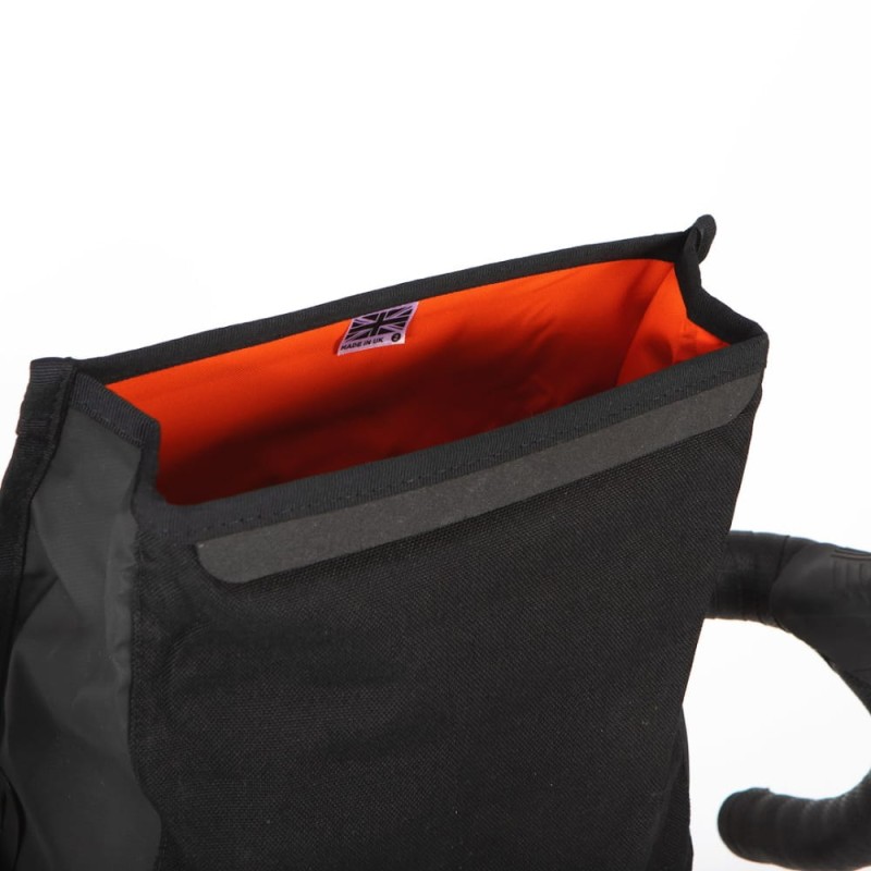 torba-na-kierownice-restrap-rolltop-canister-4l-5.jpg