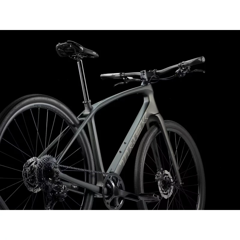 Rower fitness Trek FX Sport 5 2026 Matte Black Olive - widok z tyłu