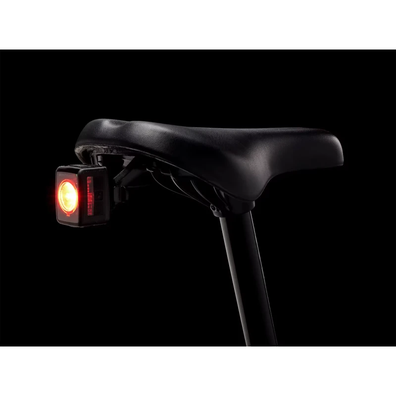 Rower dziecięcy Trek Precaliber 12 2026 Różowy - siodełko i lampka tylna
