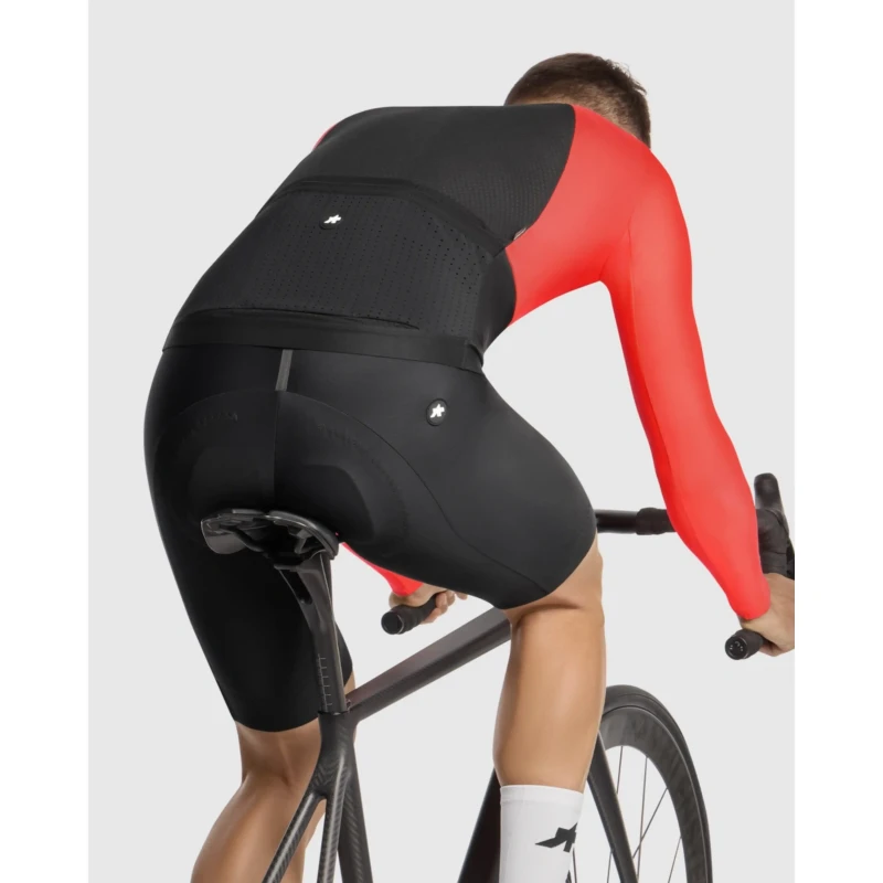 koszulka-z-dlugim-rekawem-assos-equipe-r-spring-fall-s11-czerwona-7.webp
