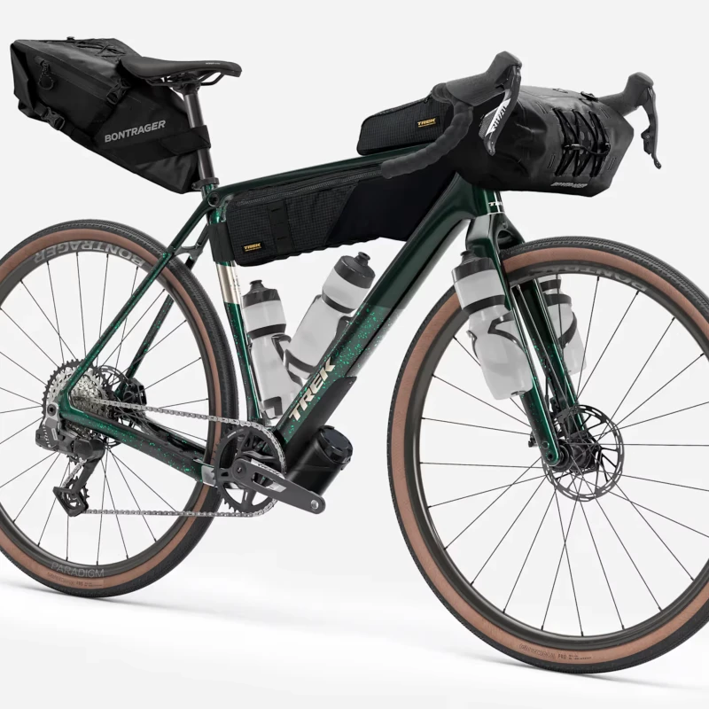 Rower gravel Trek Checkpoint SL 6 AXS Gen 3 Zielony - widok z akcesoriami