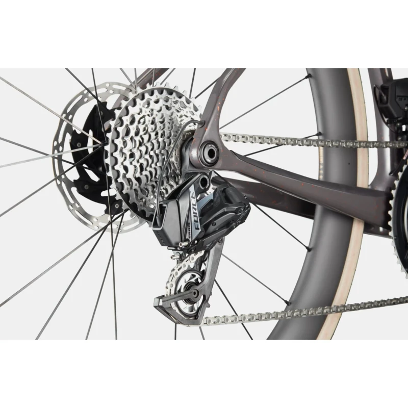 Rower szosowy Cannondale Synapse Carbon 2 Smartsense Brązowy - widok piasty