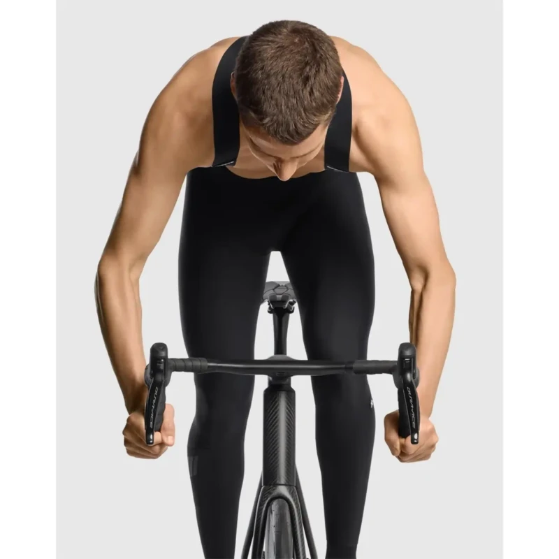 spodnie-kolarskie-assos-equipe-r-habu-winter-s11-5.webp