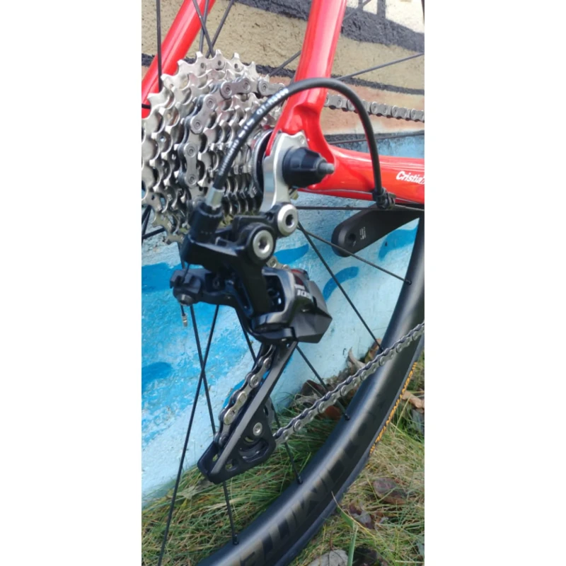 Rower szosowy VeloVie Vitesse 300SE 54cm z kołami aluminiowymi - piasta i tarcze