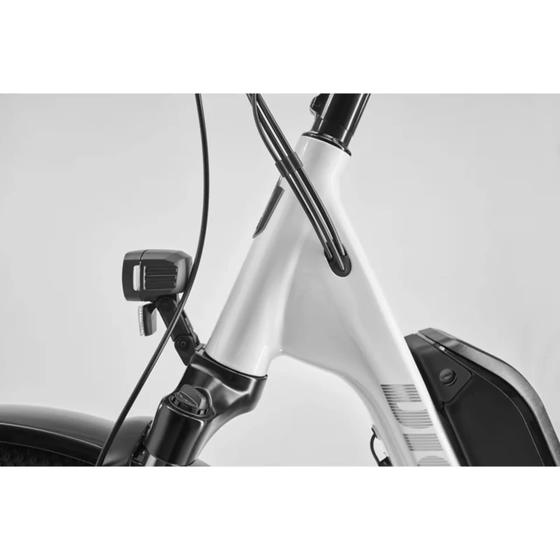 Rower elektryczny Diamant Zing Trip Core ze średnią ramą 800Wh Czarny - wspornik kierownicy