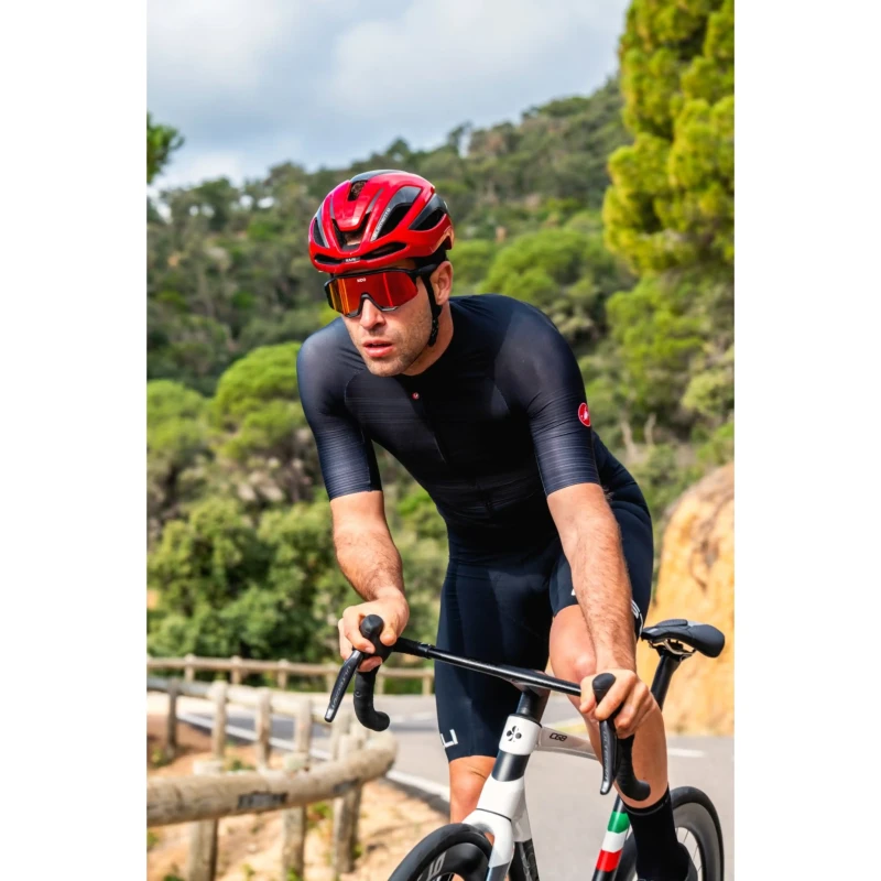 kask-rowerowy-kask-elemento-czerwony-7.webp