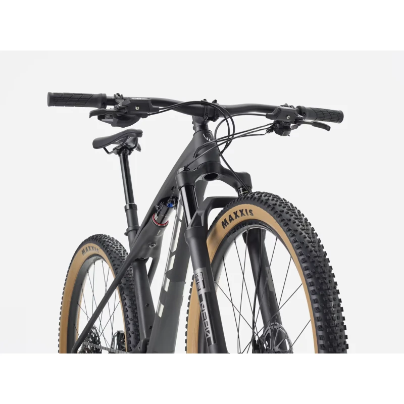 rower-mtb-trek-supercaliber-sl-9.6-gen-2-czarny-3.webp