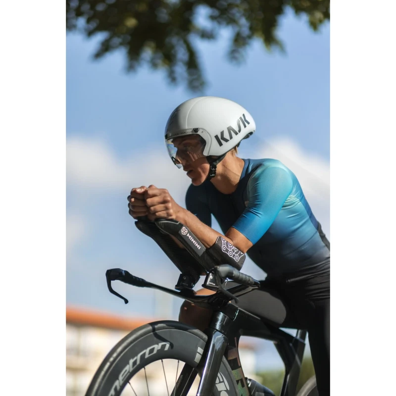 kask-rowerowy-kask-bambino-pro-bialy-6.webp
