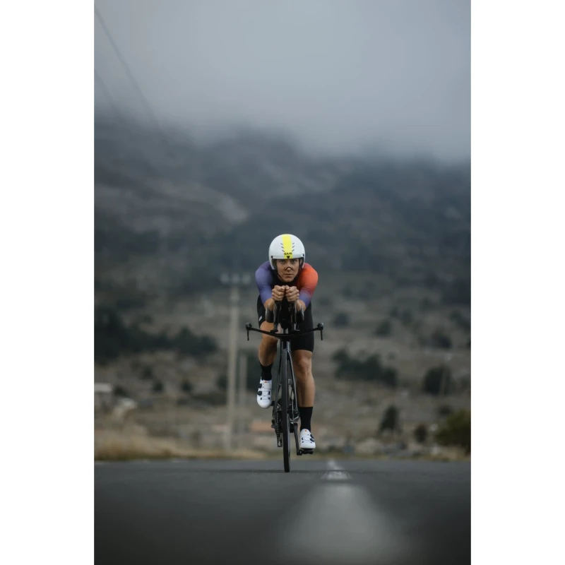 kask-rowerowy-kask-mistral-bialo-srebrny-7.webp