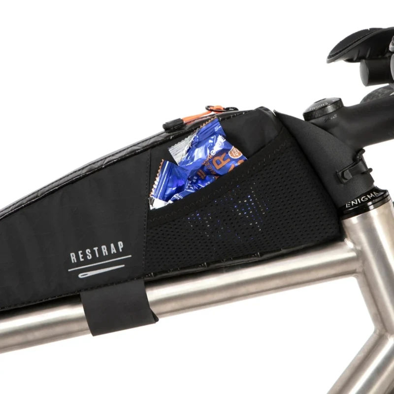 torba-na-rame-restrap-race-top-tube-bag-1.5l-5.webp