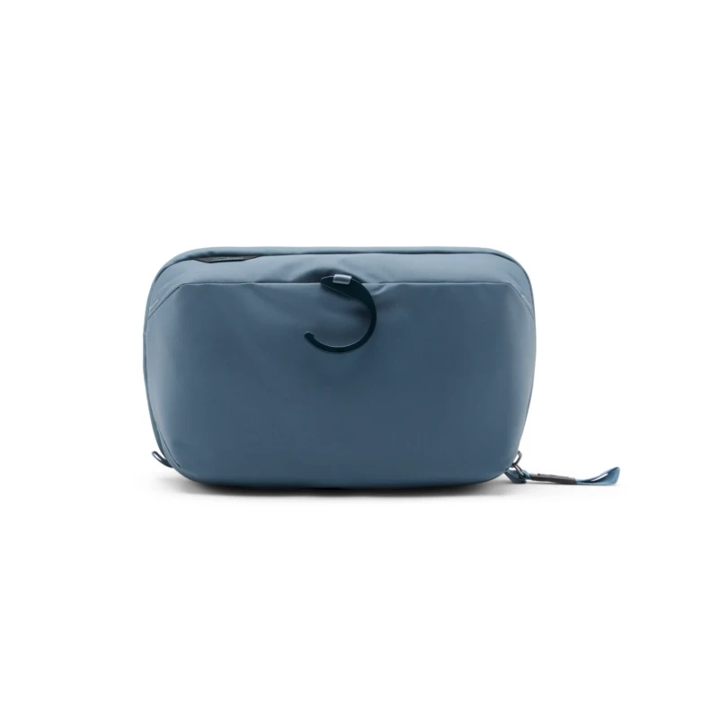 kosmetyczka-travel-line-peak-design-wash-pouch-niebieska-2.webp