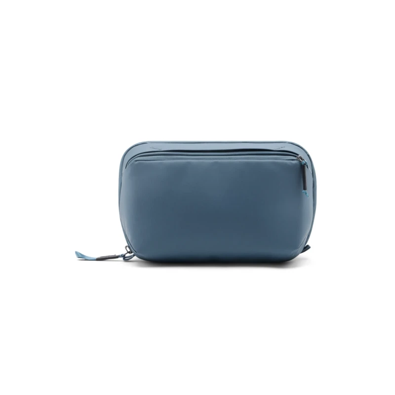 kosmetyczka-travel-line-peak-design-wash-pouch-niebieska-3.webp