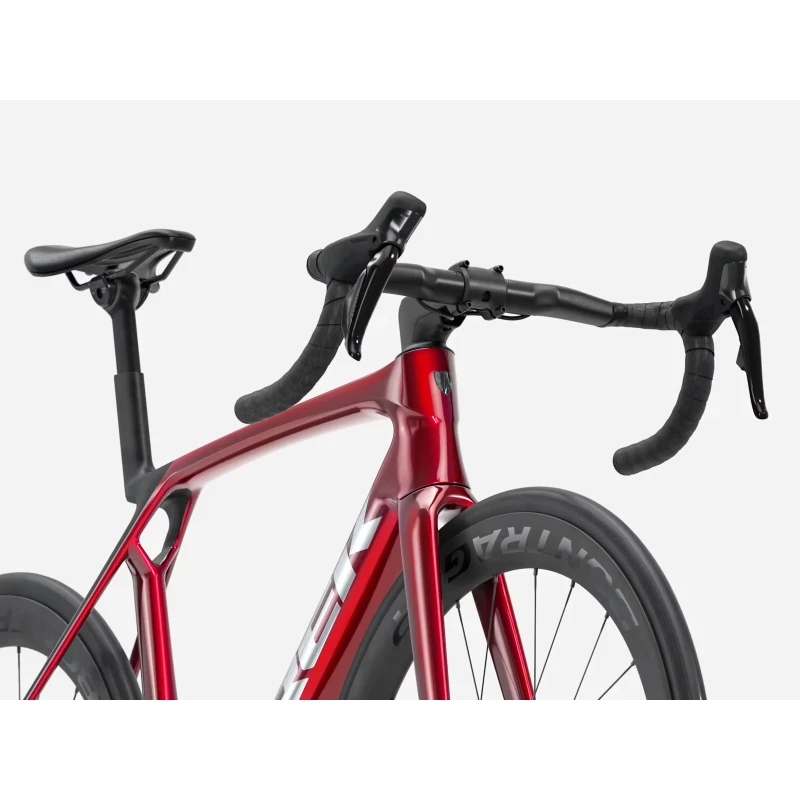 rower-szosowy-trek-madone-sl-7-gen-8-czerwony-5.webp