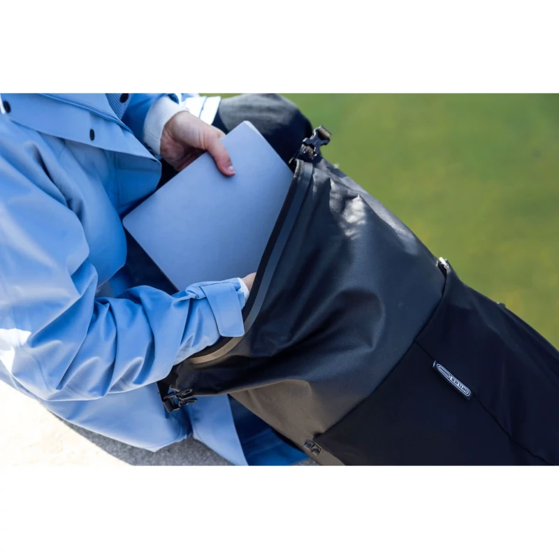 plecak-ortlieb-vario-lite-ql2.1-22l-bezowy-16.webp