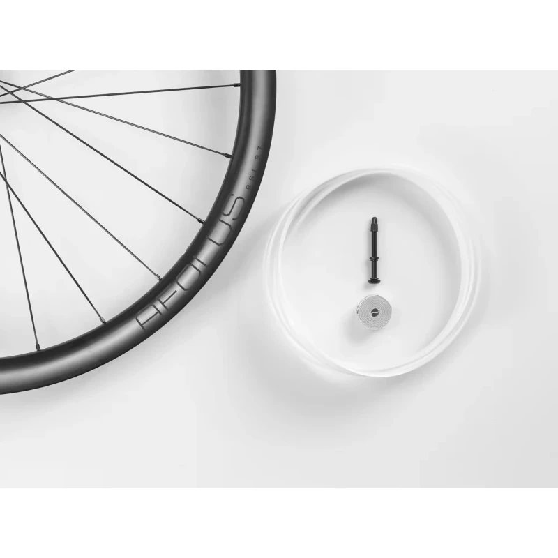 kolo-przednie-bontrager-aeolus-rsl-37-tlr-6.webp
