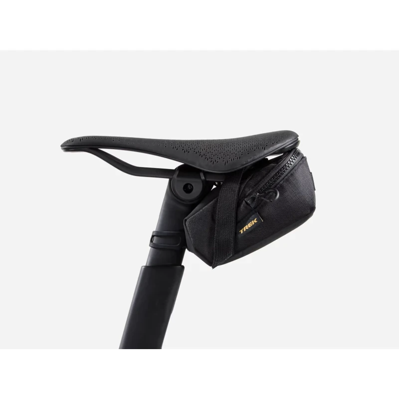 torba-podsiodlowa-trek-0.65l-3.webp