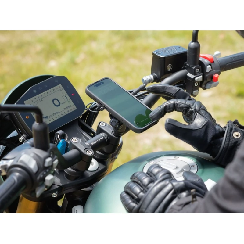 uchwyt-quad-lock-motorcycle-handlebar-clamp-mount-pro-2.webp