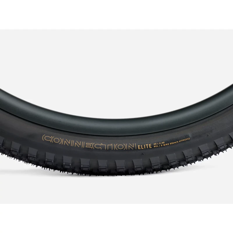 opona-z-elementami-odblaskowymi-bontrager-connection-elite-3.webp