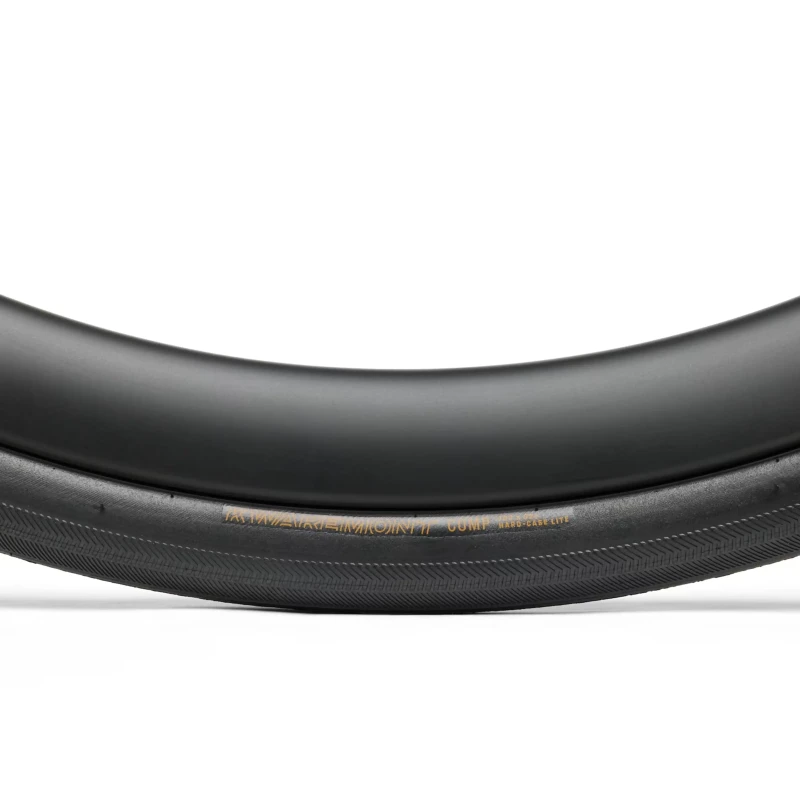 opona-szosowa-bontrager-kwaremont-comp-3.webp