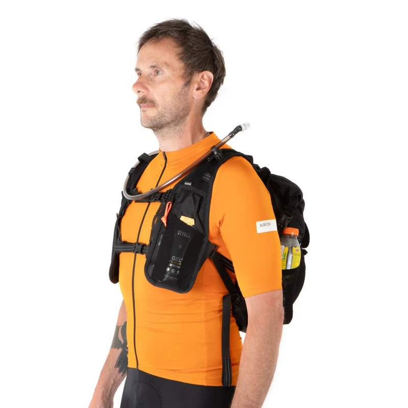 plecak-restrap-rolltop-hydration-vest-s-m-3.webp