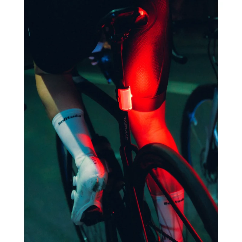 lampka-tylna-knog-cobber-reflex-5.webp