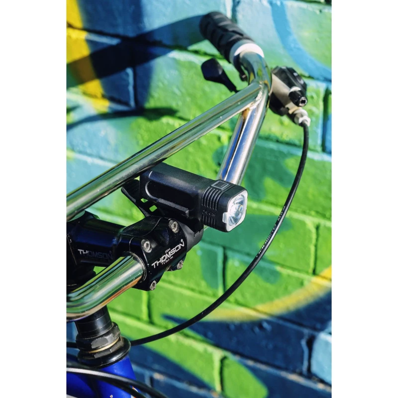 zestaw-lampek-knog-blinder-pro-400-plus-5.webp