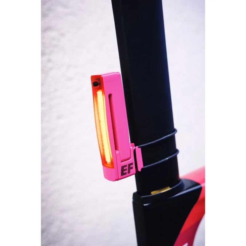 lampka-tylna-knog-plus-limited-ef-4.webp