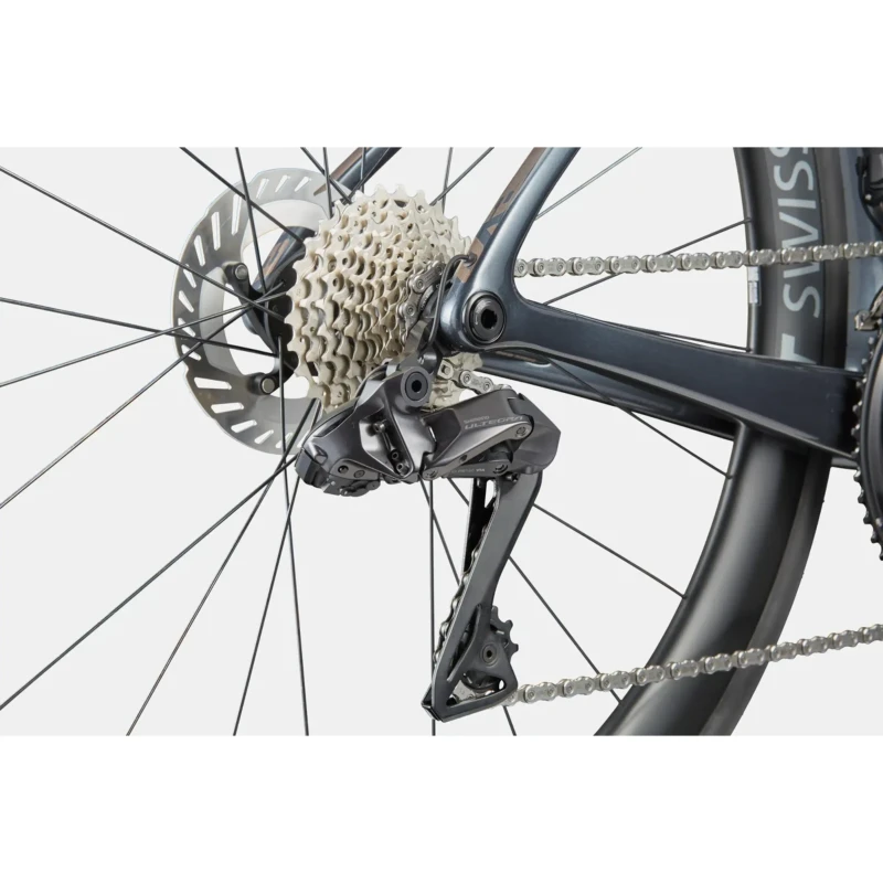 rower-szosowy-cannondale-supersix-evo-2-grafitowo-niebieski-7.webp
