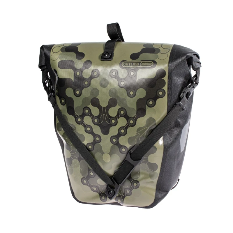 sakwa-tylna-ortlieb-back-roller-design-camo-chain-20l-1.webp