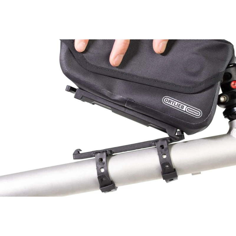 torba-na-rame-ortlieb-toptube-bag-czarna-5.webp