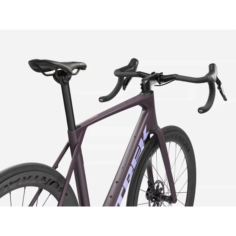 rower-szosowy-trek-domane-sl-7-axs-1x-gen-5-fioletowy-4.webp