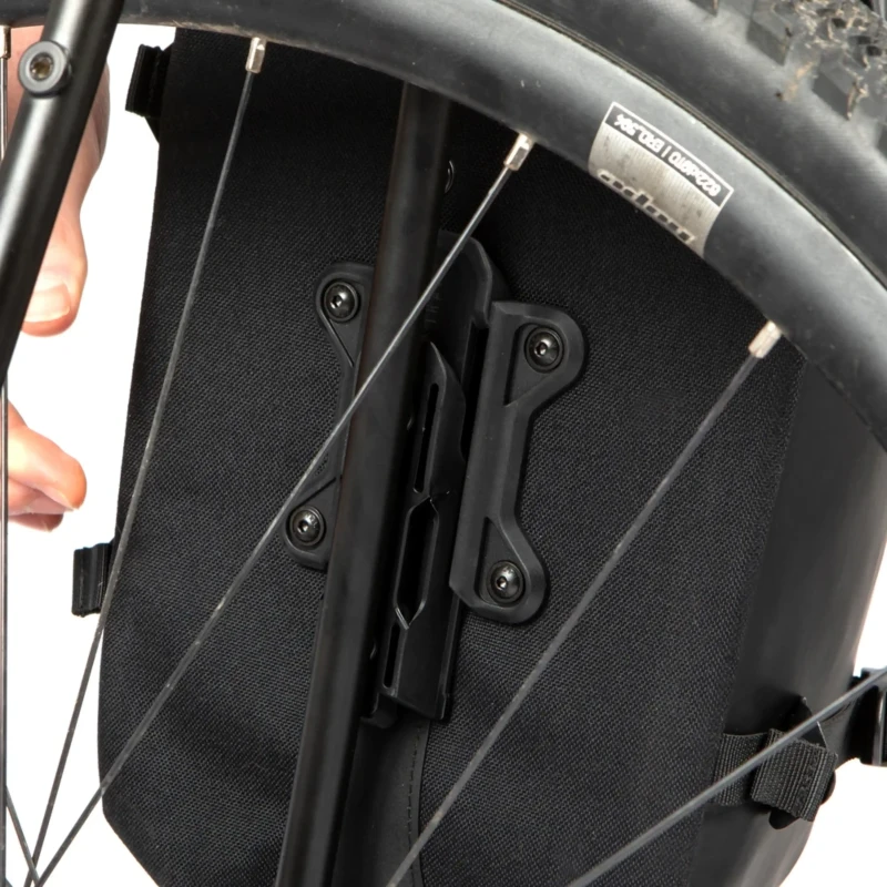 sakwa-restrap-switch-pannier-10l-7.webp