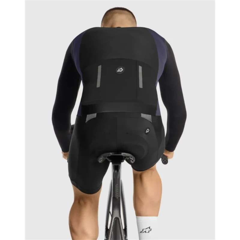 kurtka-rowerowa-assos-mille-gts-spring-fall-s11-fioletowa-6.webp