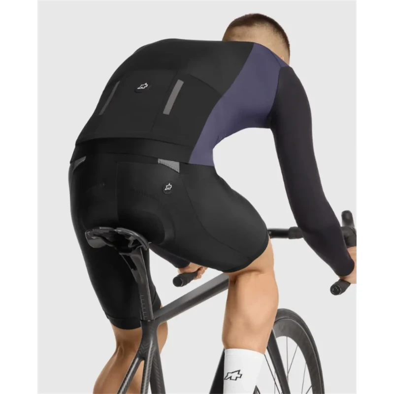kurtka-rowerowa-assos-mille-gts-spring-fall-s11-fioletowa-7.webp