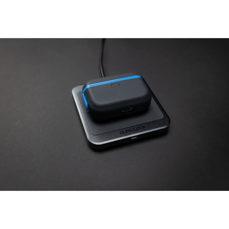 etui-quad-lock-case-airpods-4-3.webp